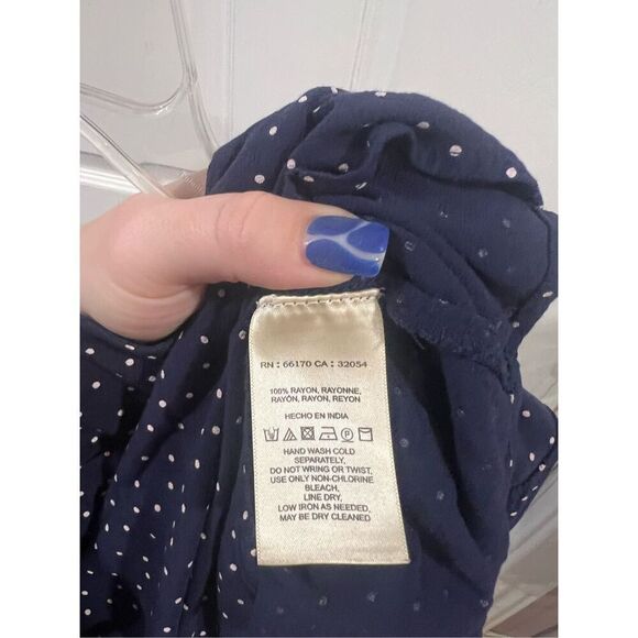✨Anthropologie Maeve Pernille Tie-Sleeve Navy Sz Medium Blouse✨ - Picture 8 of 8